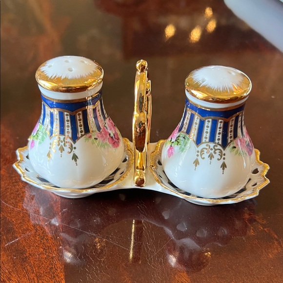 Antique Phai’s  Sugar Bowl and Salt/Pepper Server - Picture 5 of 8